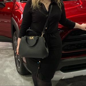 👜 MICHAEL KORS Medium Satchel